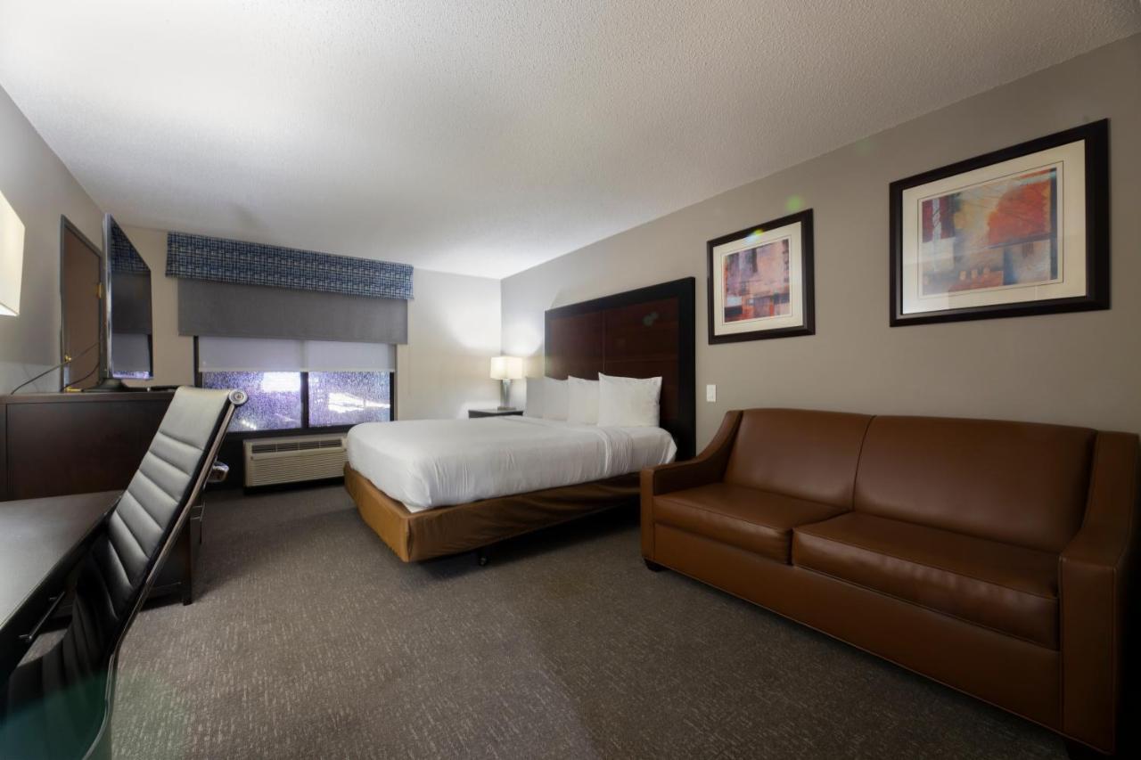 Wingate By Wyndham Atlanta Galleria/ Ballpark Smyrna Exterior photo