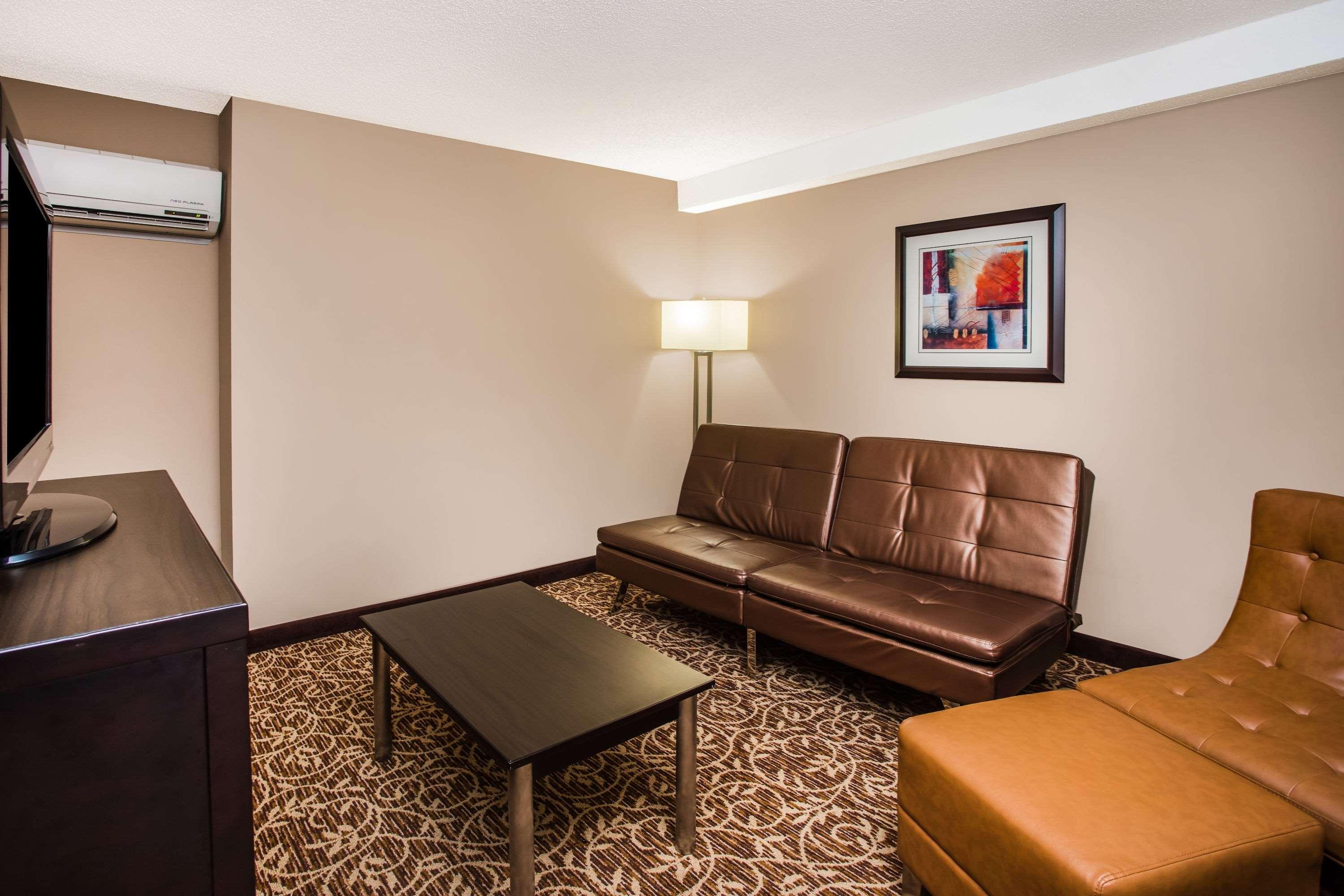 Wingate By Wyndham Atlanta Galleria/ Ballpark Smyrna Exterior photo